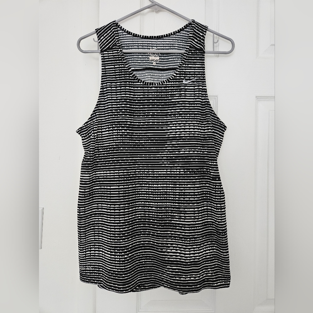 Nike Dri-Fit Black and White Striped Sleeveless Tee, Size M